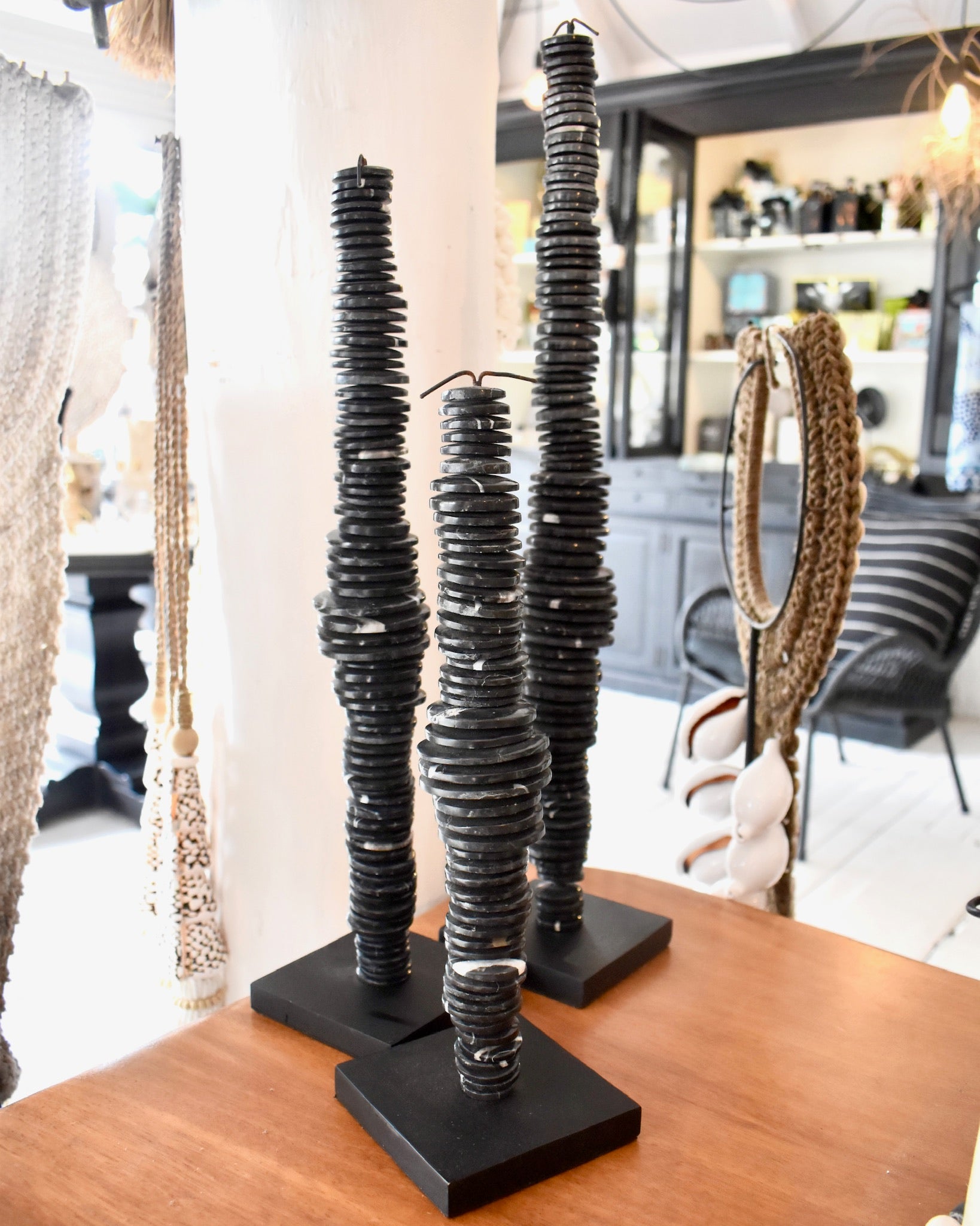 Black Marble Money Shell | Stand (Set of 3)
