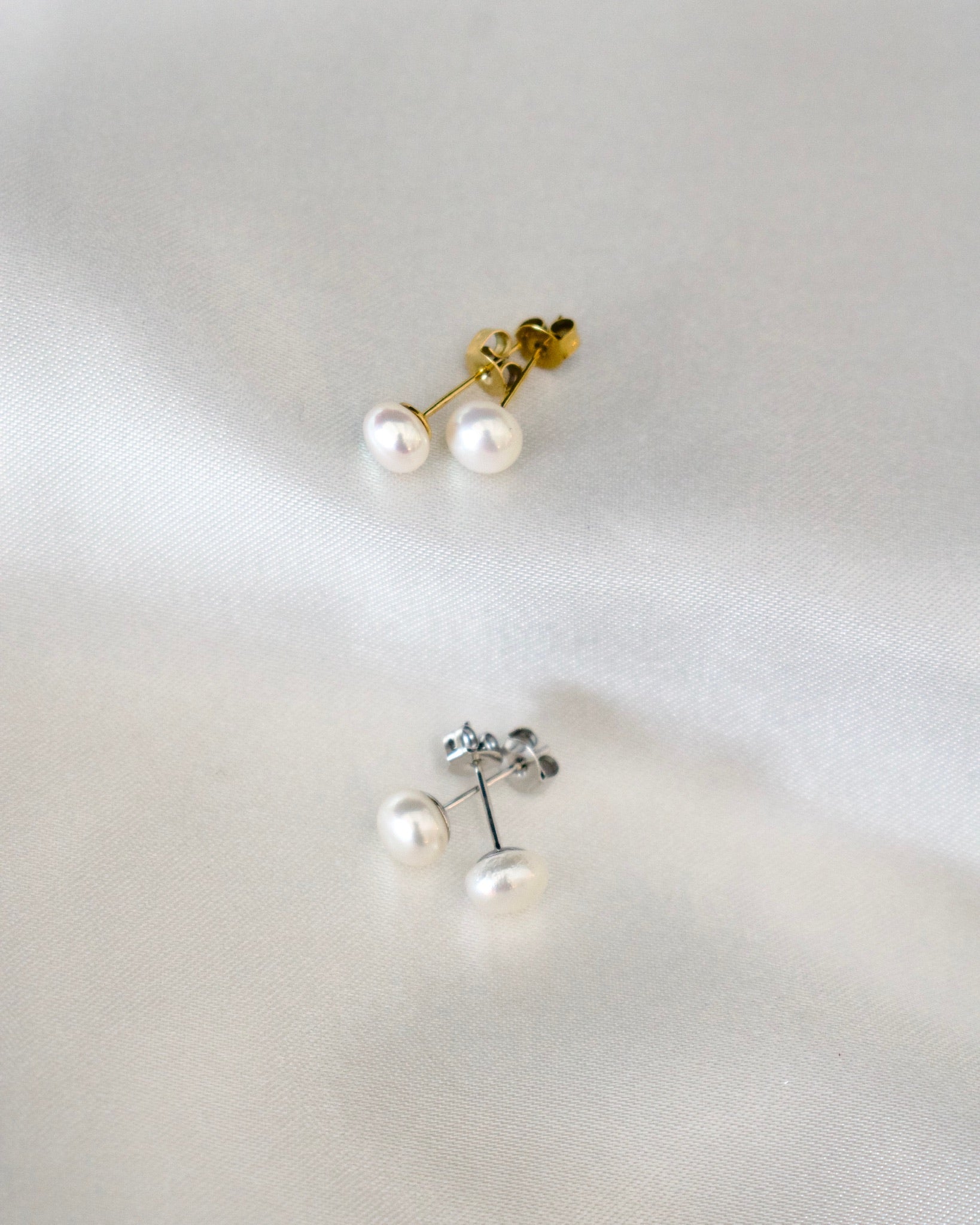 Petit Pearl Studs