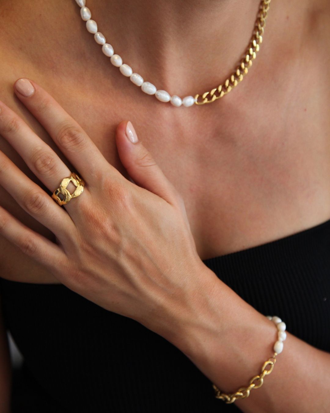 Guadeloupe Pearl & Chain Bracelet