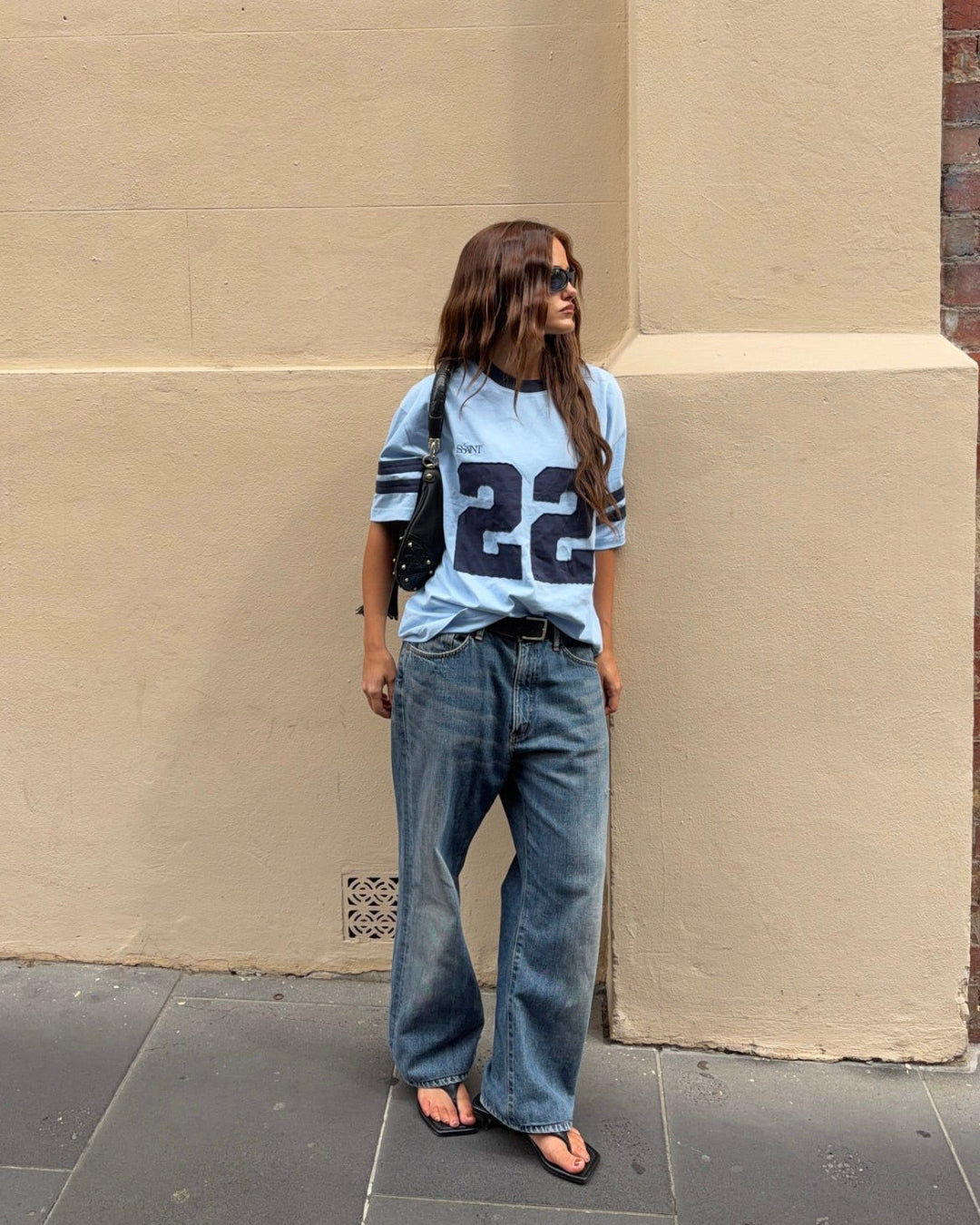 22 MOTION TEE - POWDER BLUE & NAVY