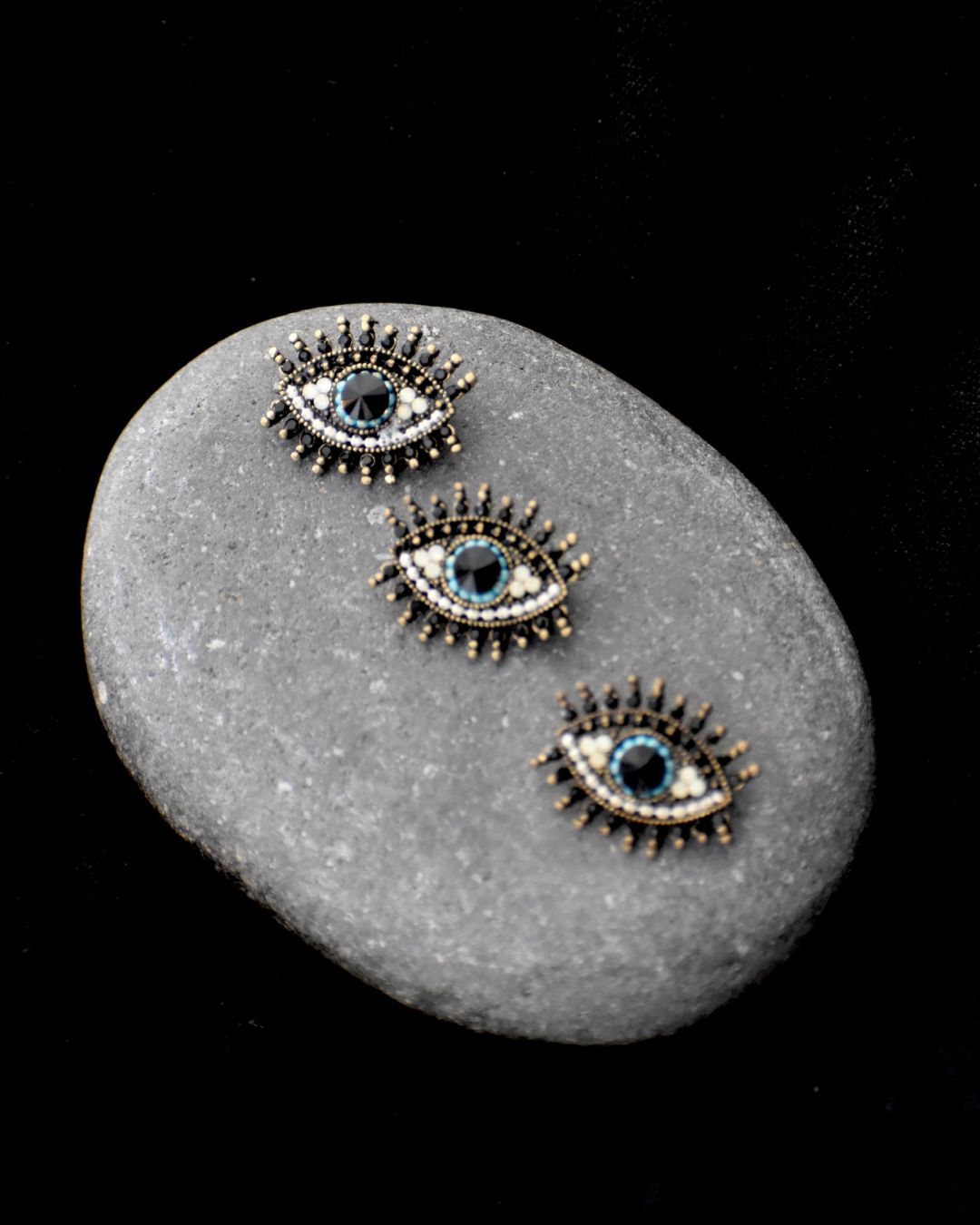 Evil Eye Mini Brooch (photos)