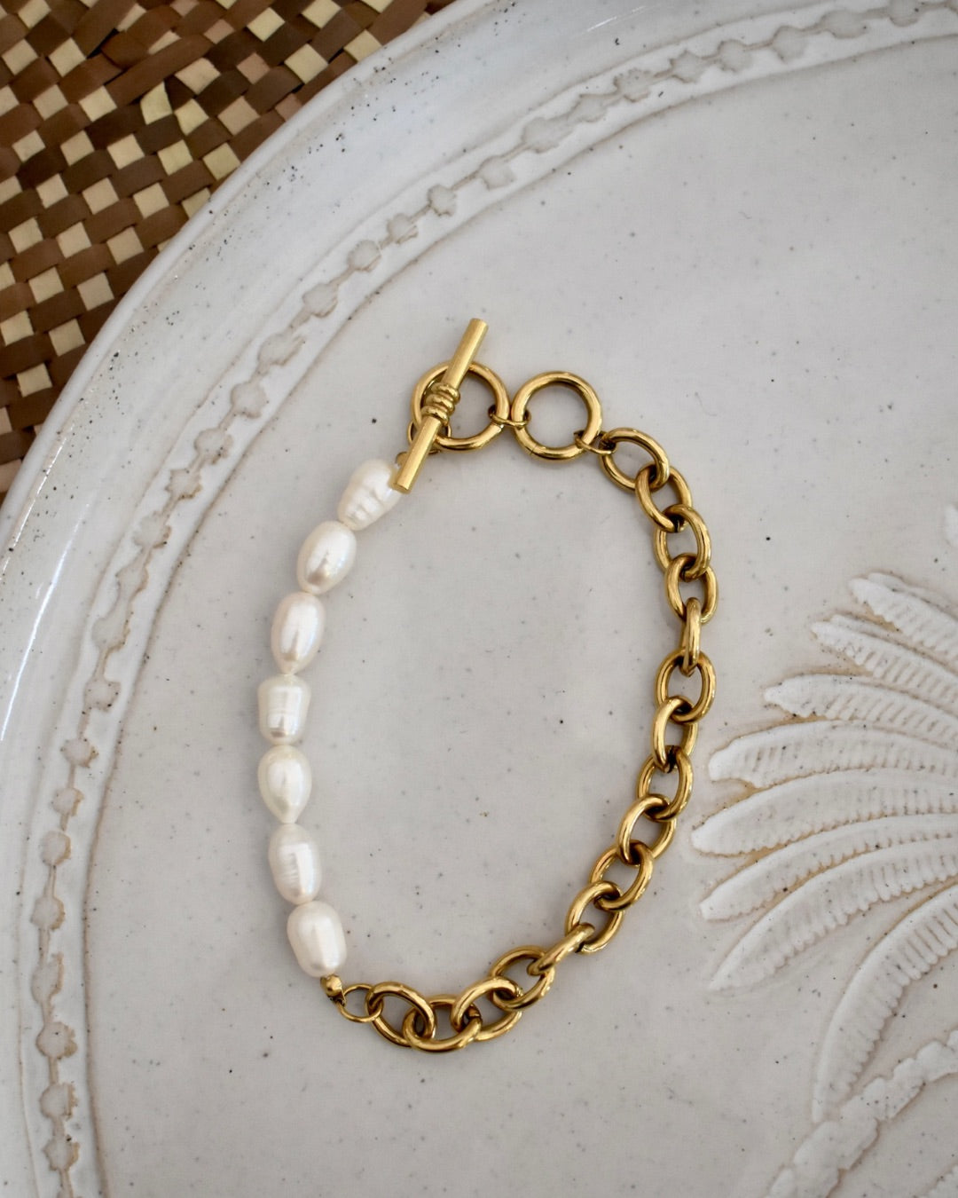 Guadeloupe Pearl & Chain Bracelet